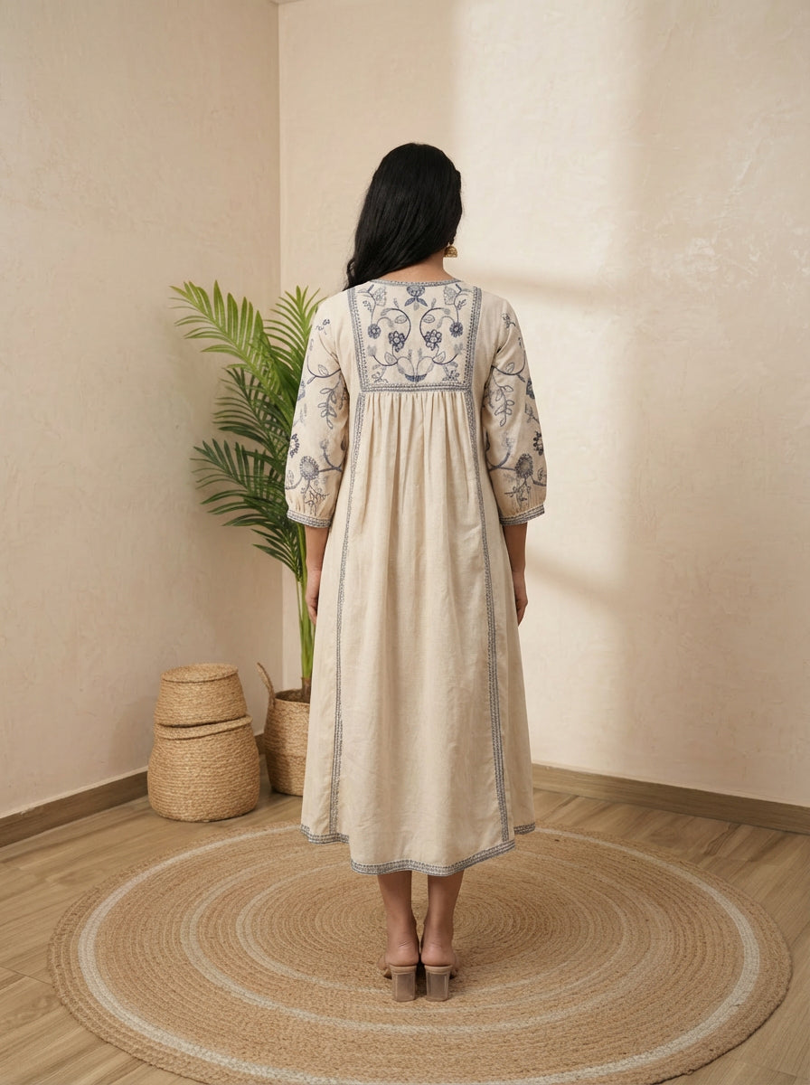 Off white Tunic bohemian embroidery